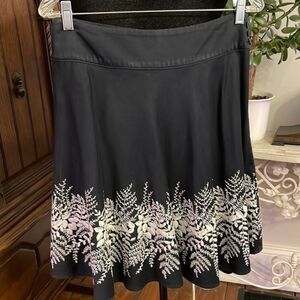 Ann Taylor Embroidered Blue‎ Skirt Women's Petites Size 4P Delicate Floral